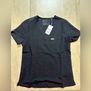 NEW FIGS  SCRUB TOP  SMALL